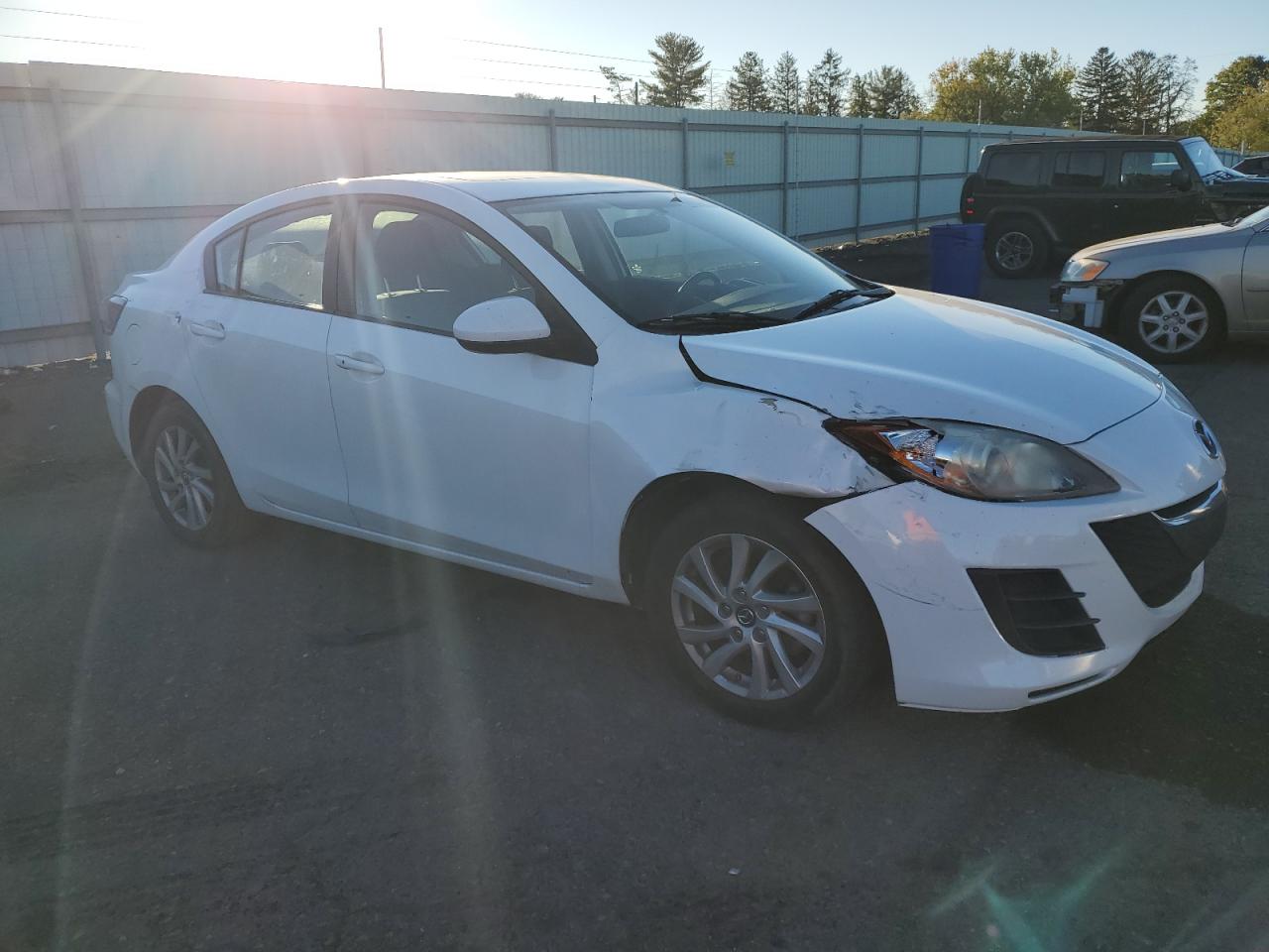 MAZDA 3 I