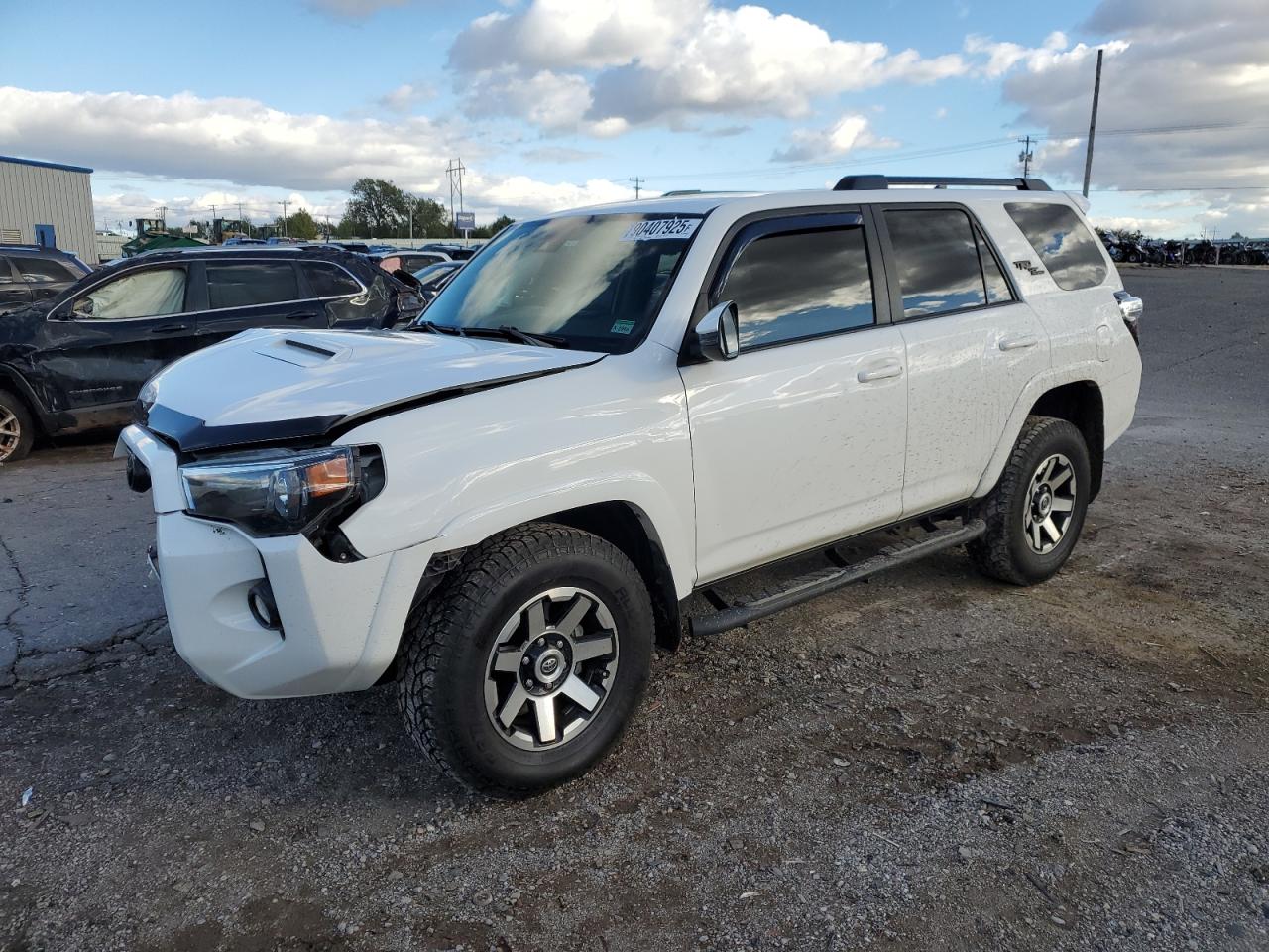 TOYOTA 4RUNNER SR5/SR5 PREMIUM