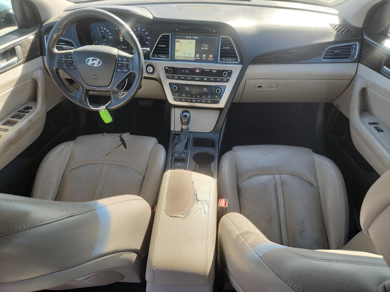 HYUNDAI SONATA HYBRID