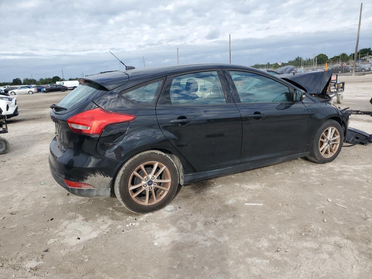 FORD FOCUS SE