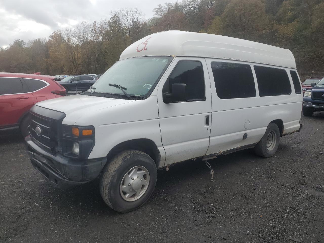 FORD ECONOLINE E250 VAN