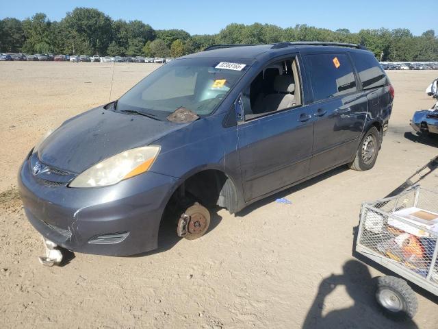 TOYOTA SIENNA CE
