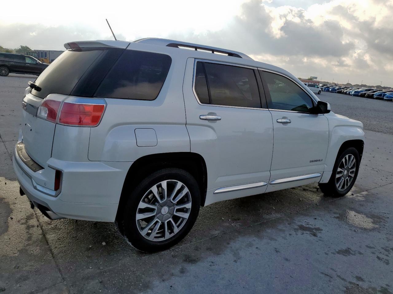 GMC TERRAIN DENALI
