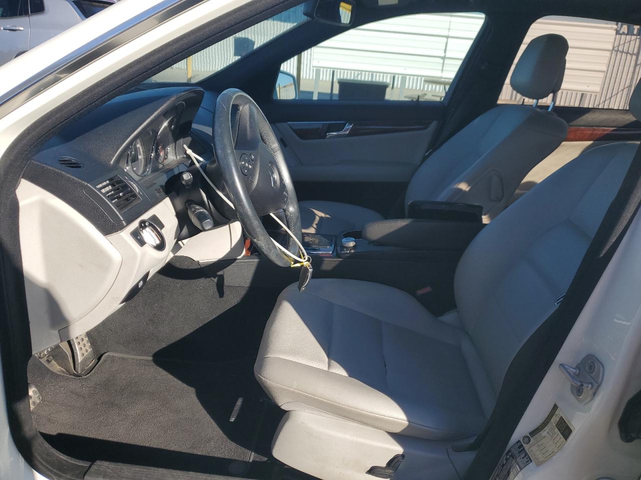 MERCEDES-BENZ C-CLASS 300