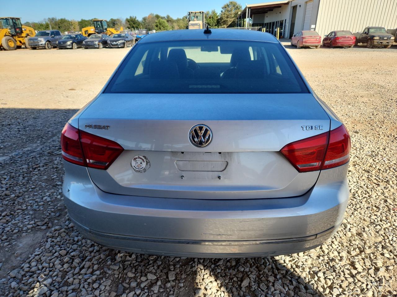 VOLKSWAGEN PASSAT SE