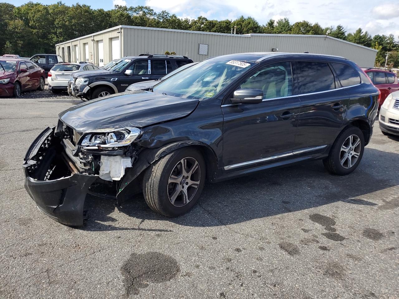 VOLVO XC60 T6 PREMIER