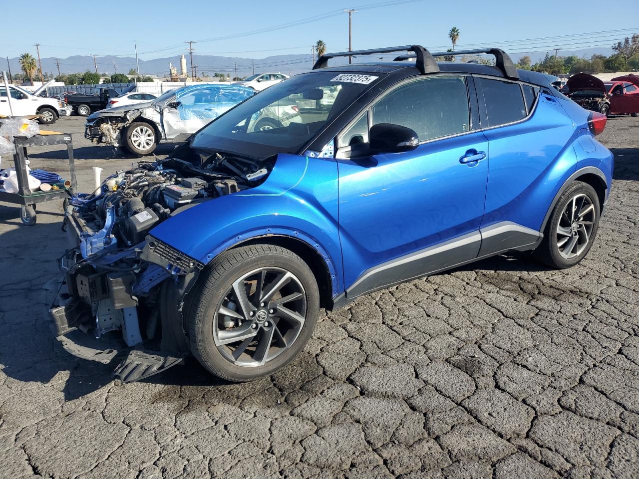 TOYOTA C-HR XLE