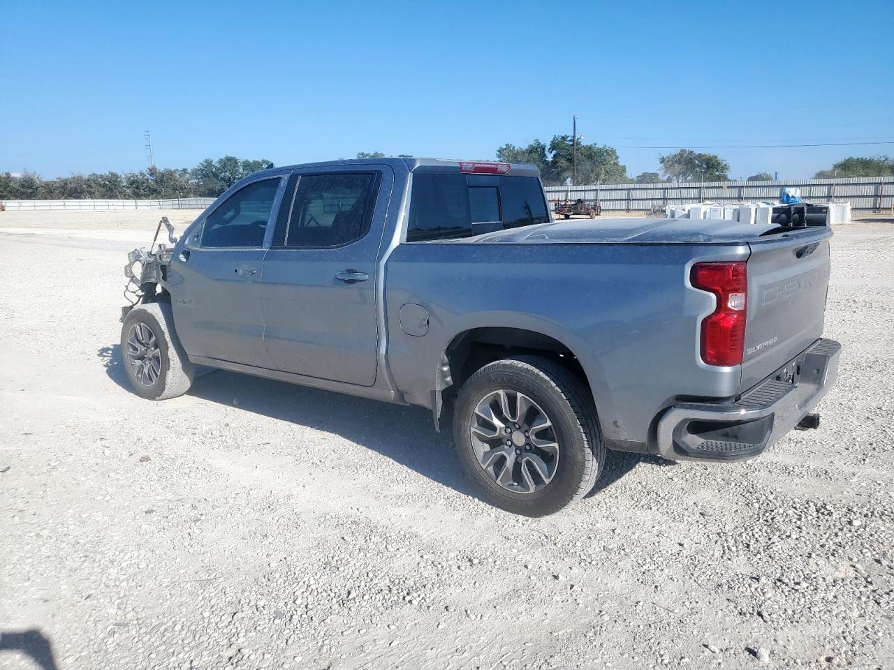 CHEVROLET SILVERADO C1500 LT