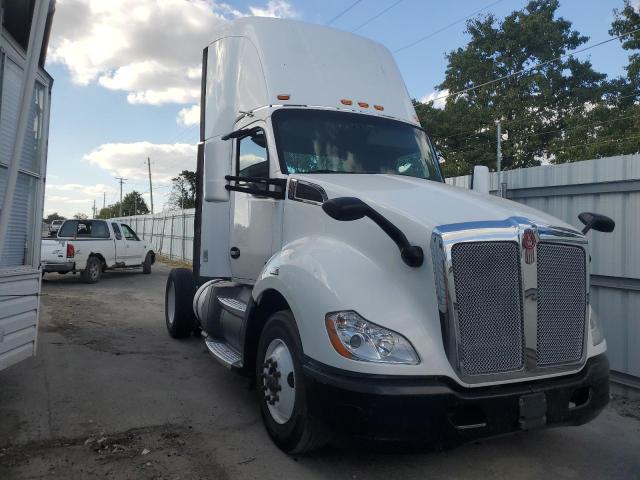Global Auto Auctions: 2016 KENWORTH CONSTRUCTI