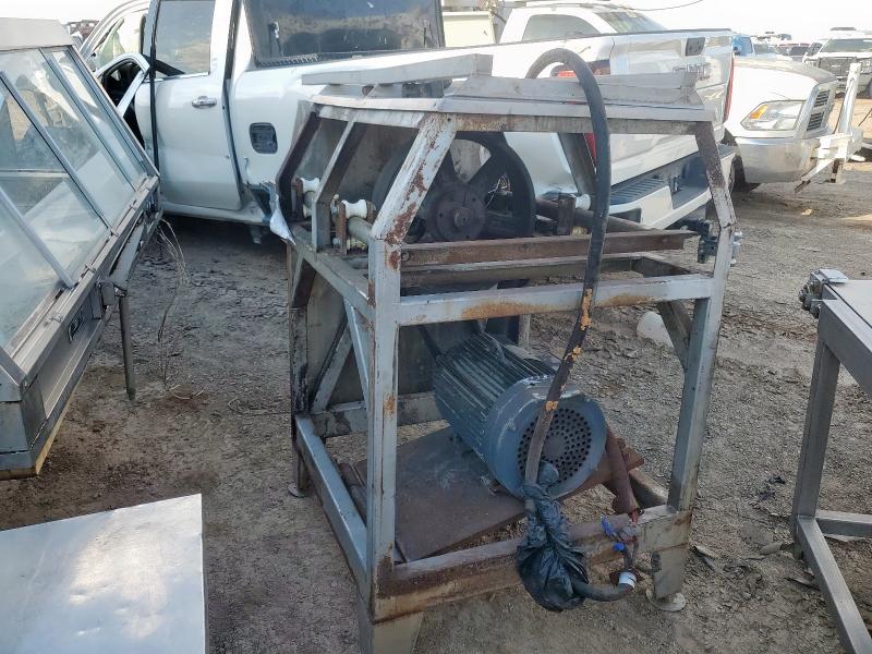 Global Auto Auctions: 1988 OTHER INDUSTRIAL LINCOLN LINCGUARD CORN MIXER