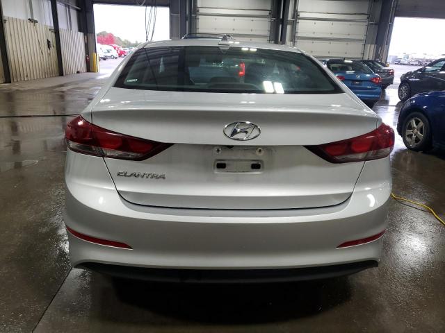 2018 HYUNDAI ELANTRA SE KMHD84LF9JU620854