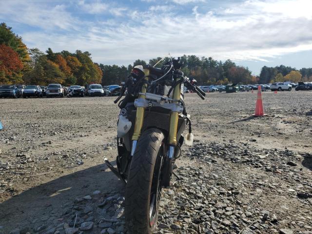 2019 SUZUKI GSX-R750 - JS1GR7MA9K7101171