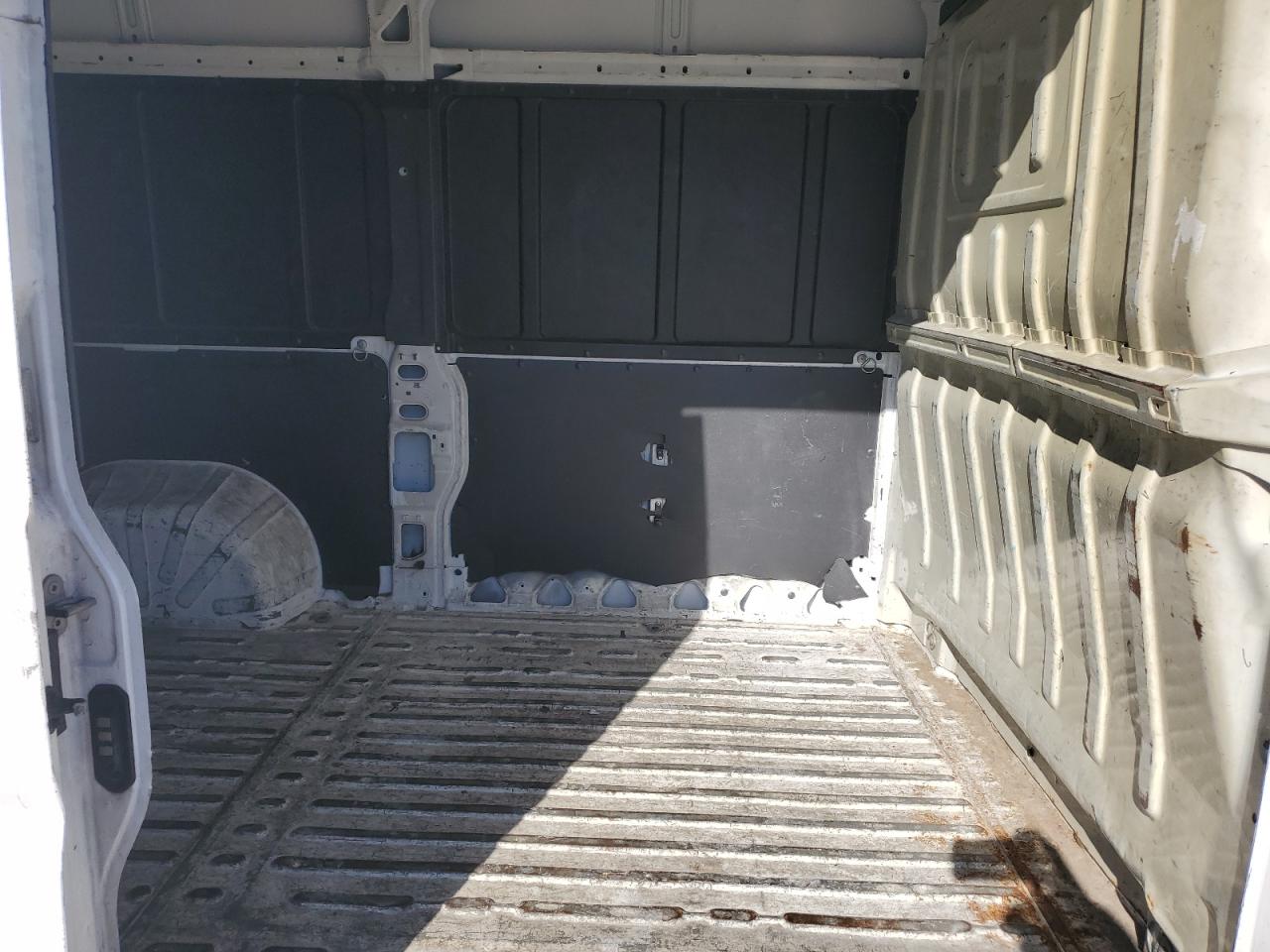 RAM PROMASTER 1500 HIGH