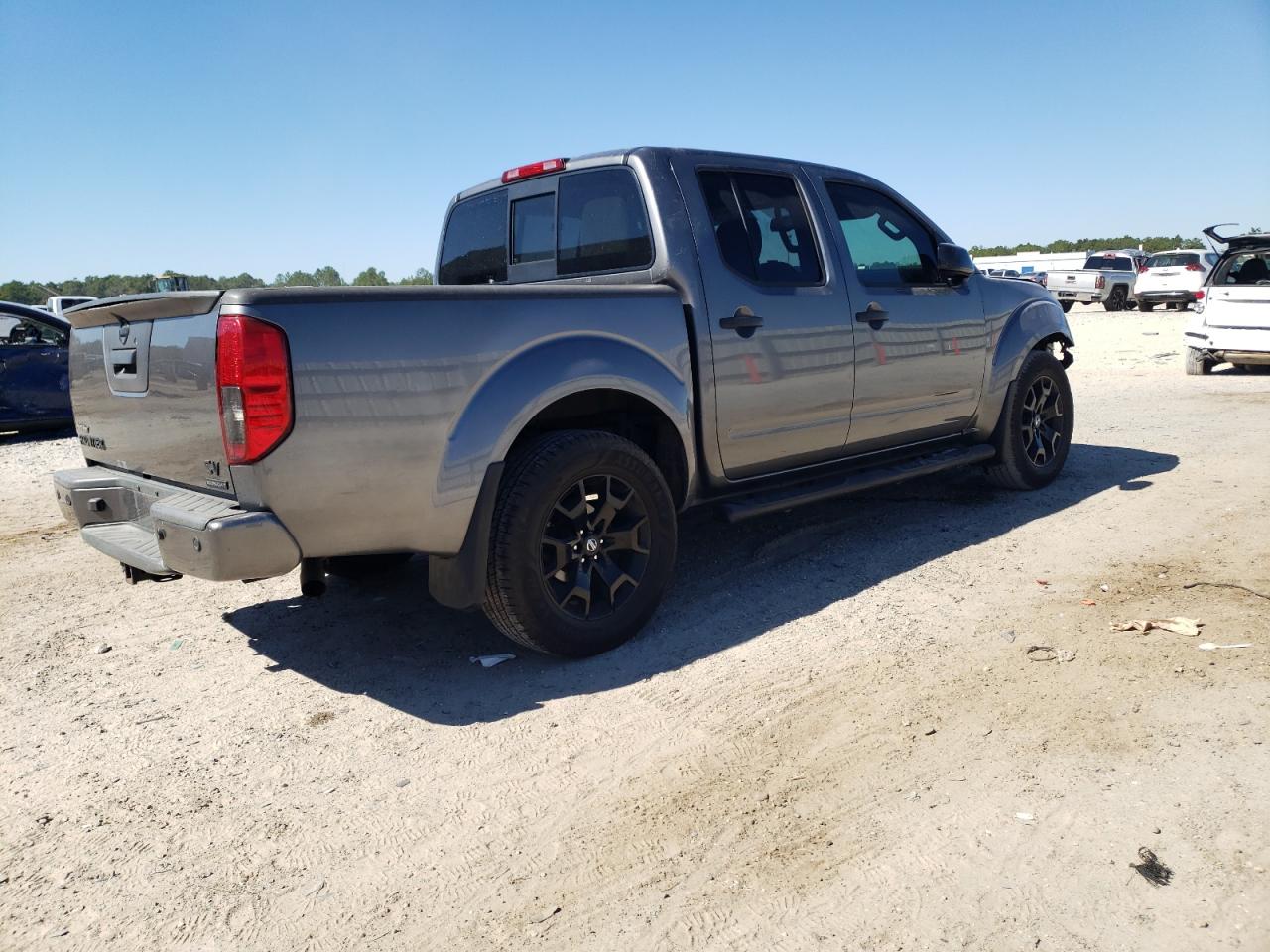 NISSAN FRONTIER S