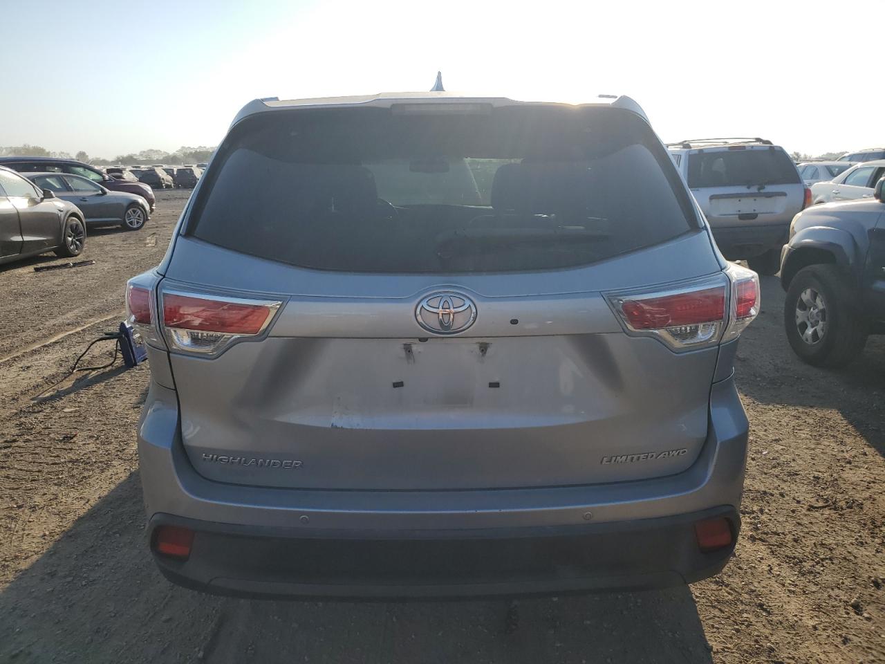 TOYOTA HIGHLANDER LIMITED