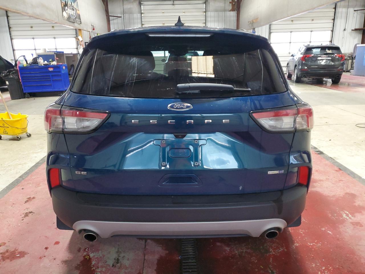 FORD ESCAPE SE