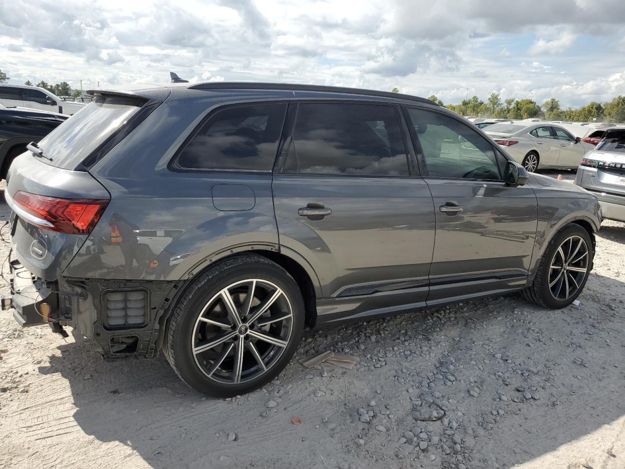 AUDI Q7 PRESTIGE