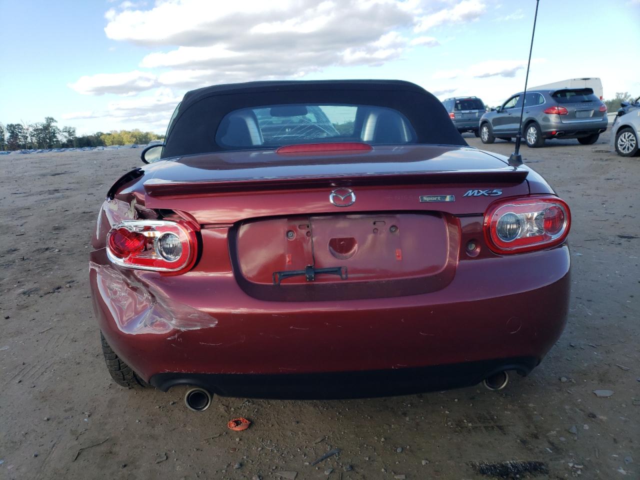 MAZDA MX-5 MIATA