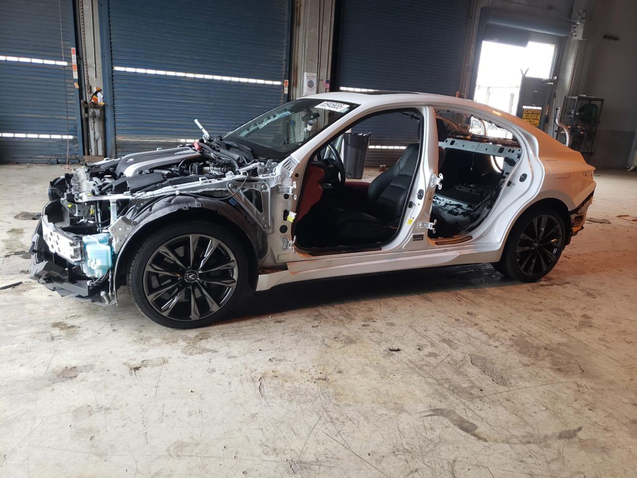 LEXUS IS 350 F SPORT DESIGN