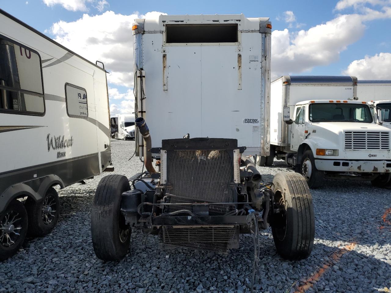 Lot #3308522587 2006 FREIGHTLINER M2 106 MED