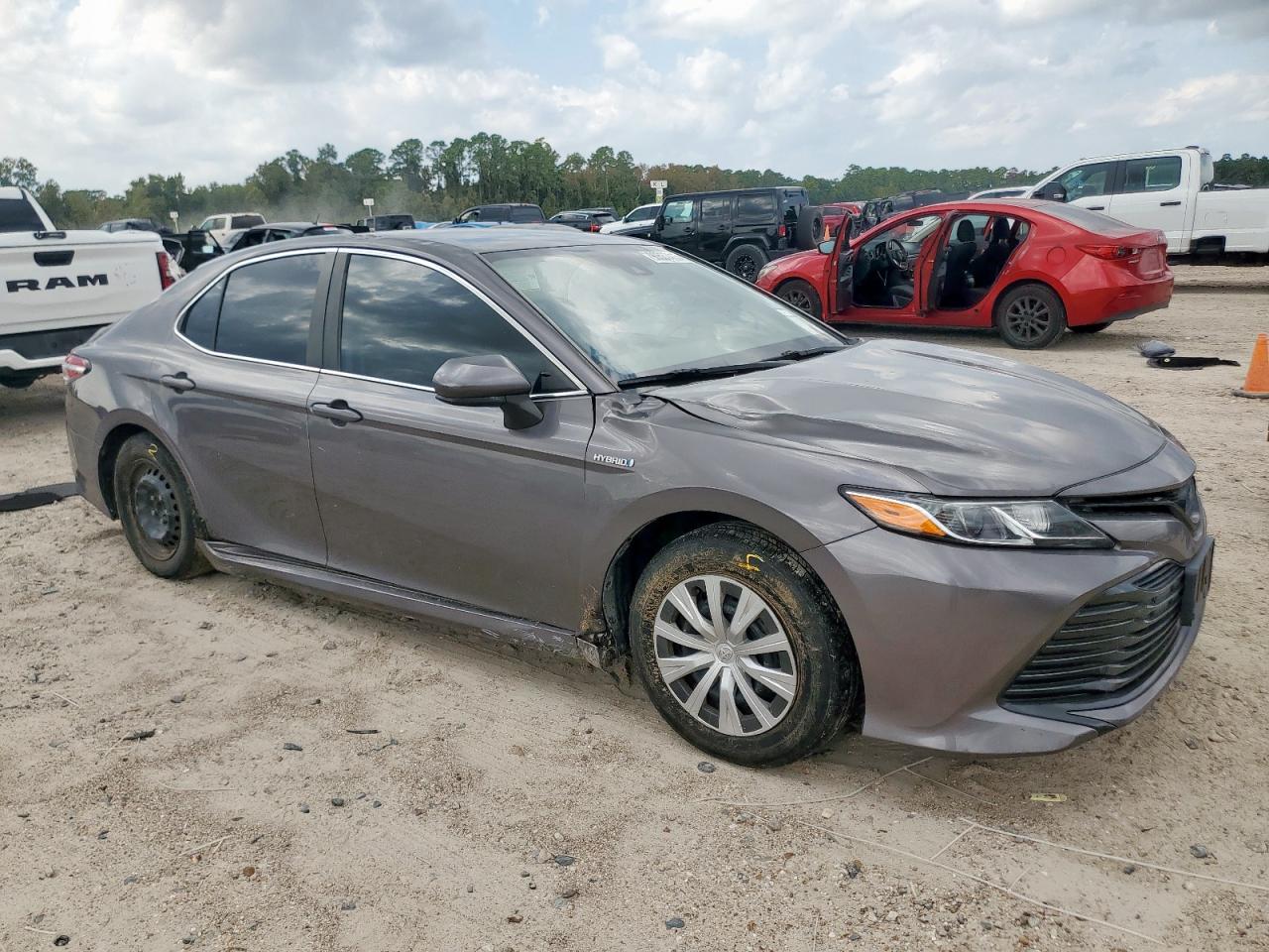 TOYOTA CAMRY LE