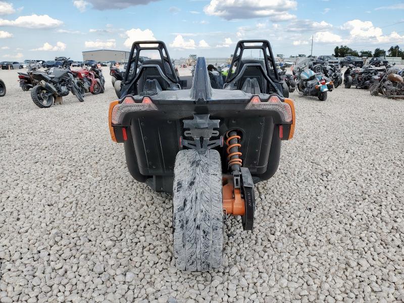 2019 POLARIS SLINGSHOT SLR 57XAARFAXK8132880