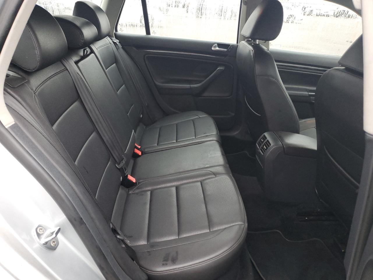 VOLKSWAGEN JETTA TDI