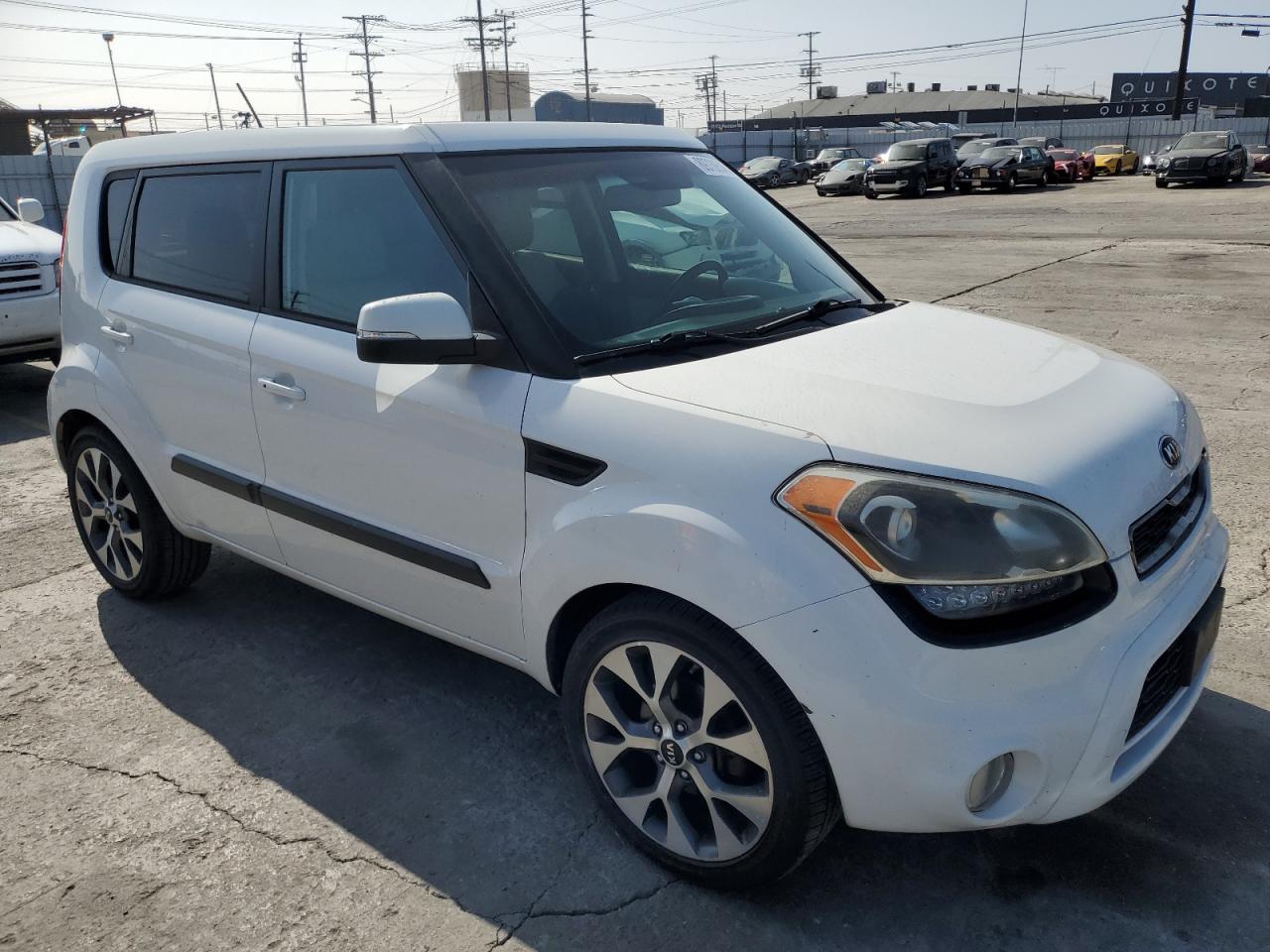KIA SOUL +