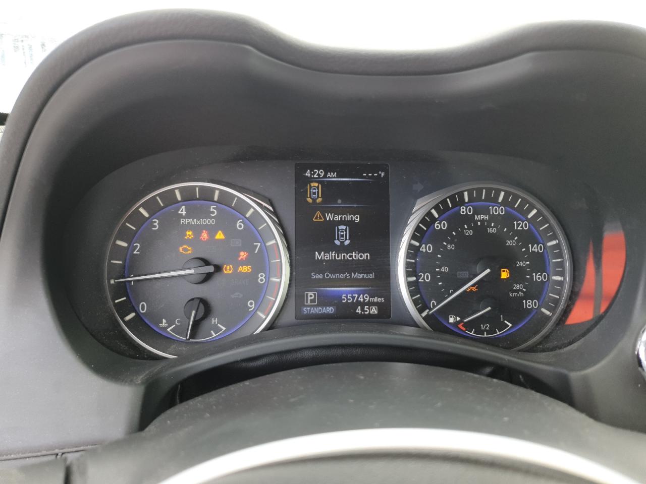 INFINITI Q60 RED SPORT 400