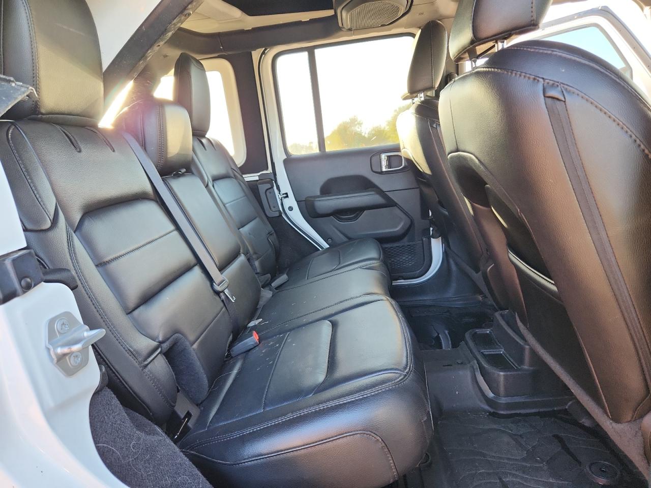 JEEP WRANGLER SAHARA