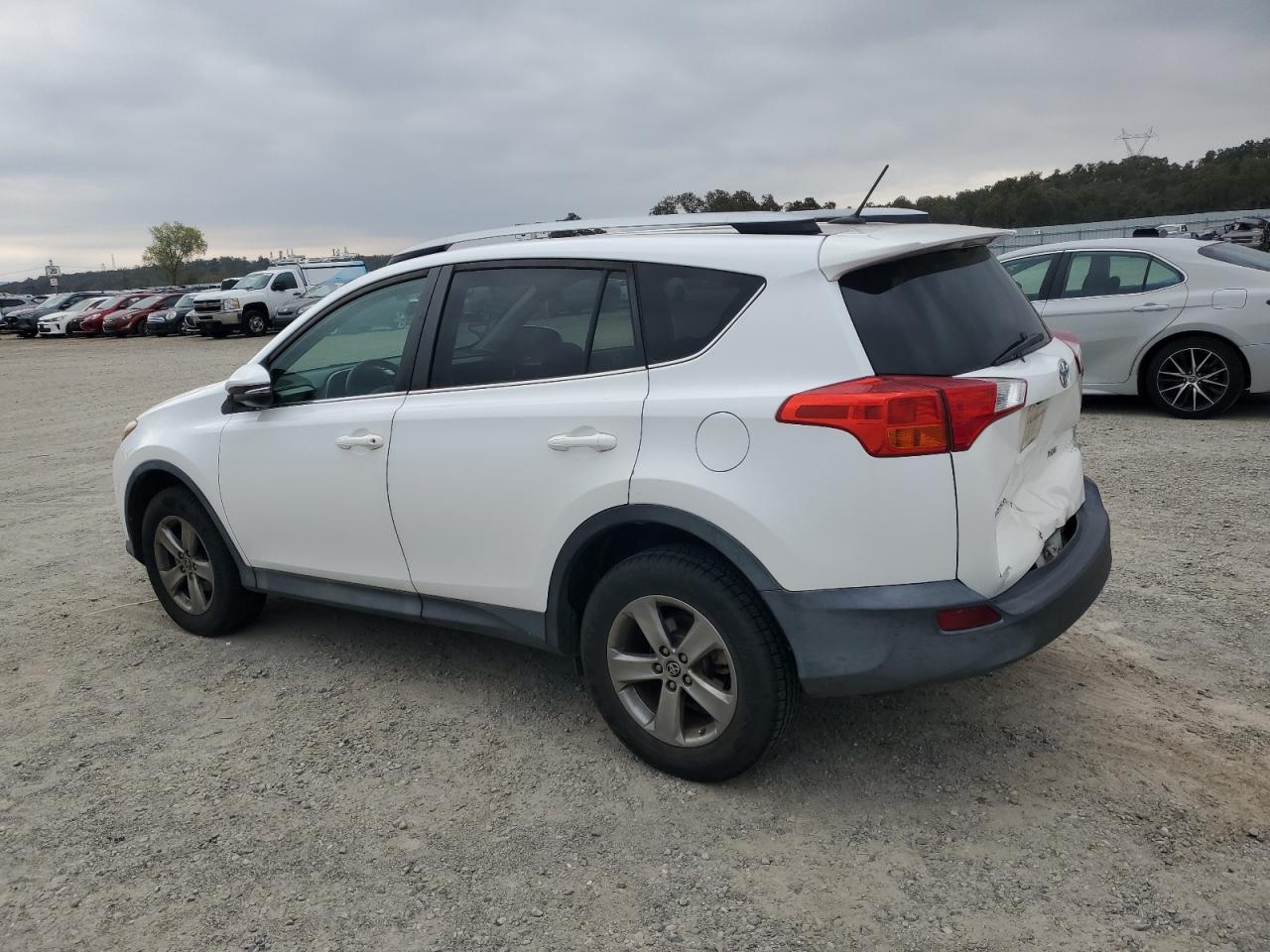 TOYOTA RAV4 XLE