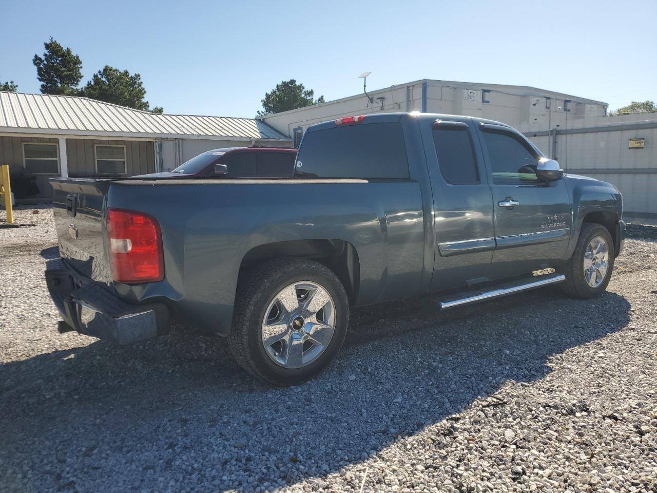 CHEVROLET SILVERADO C1500 LT