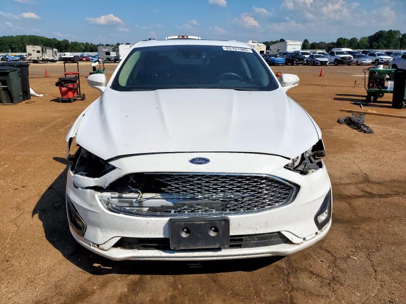 2019 FORD FUSION TIT - 3FA6P0RU4KR241838