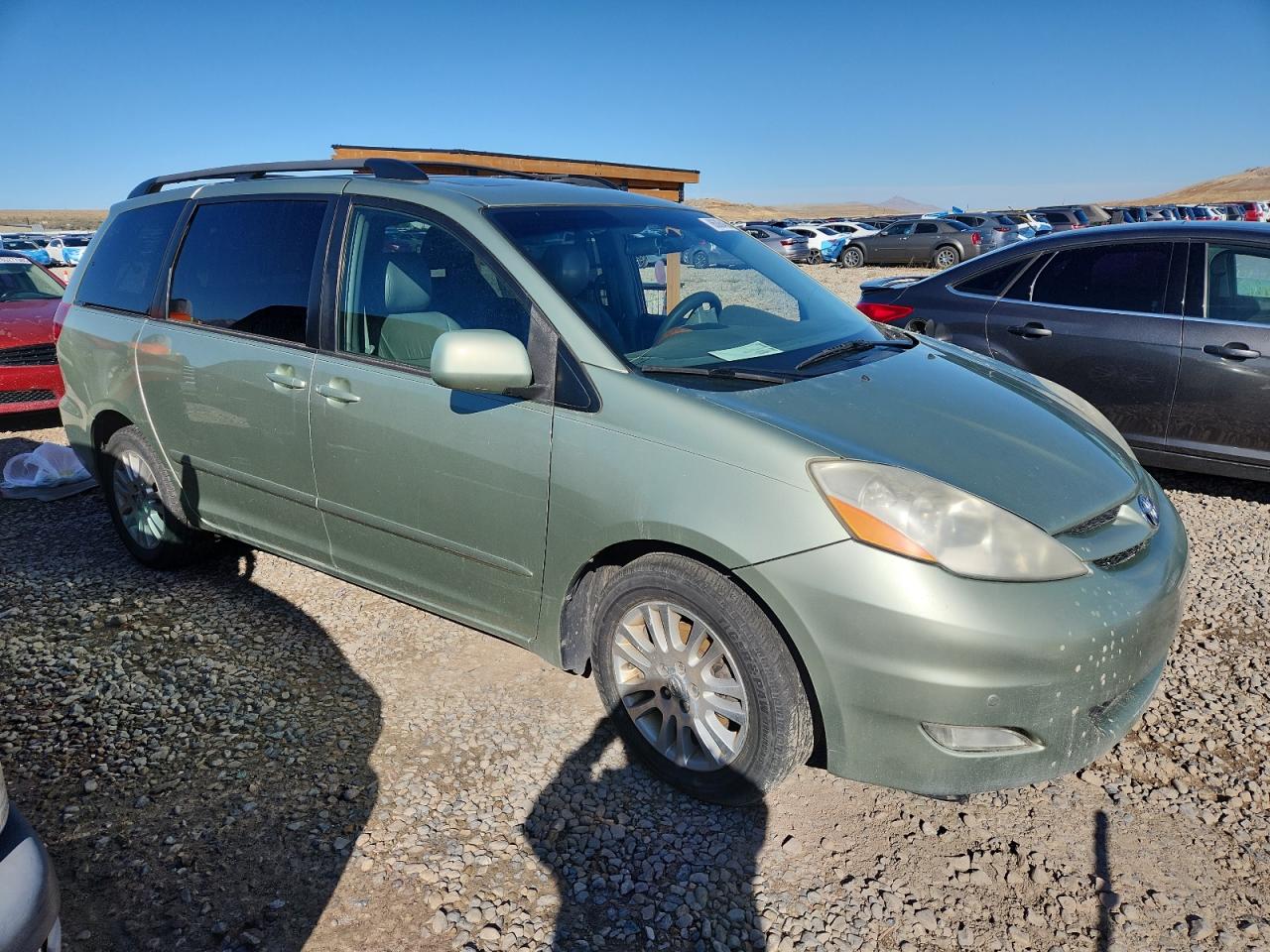 TOYOTA SIENNA XLE