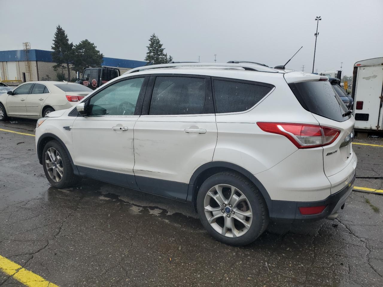FORD ESCAPE TITANIUM
