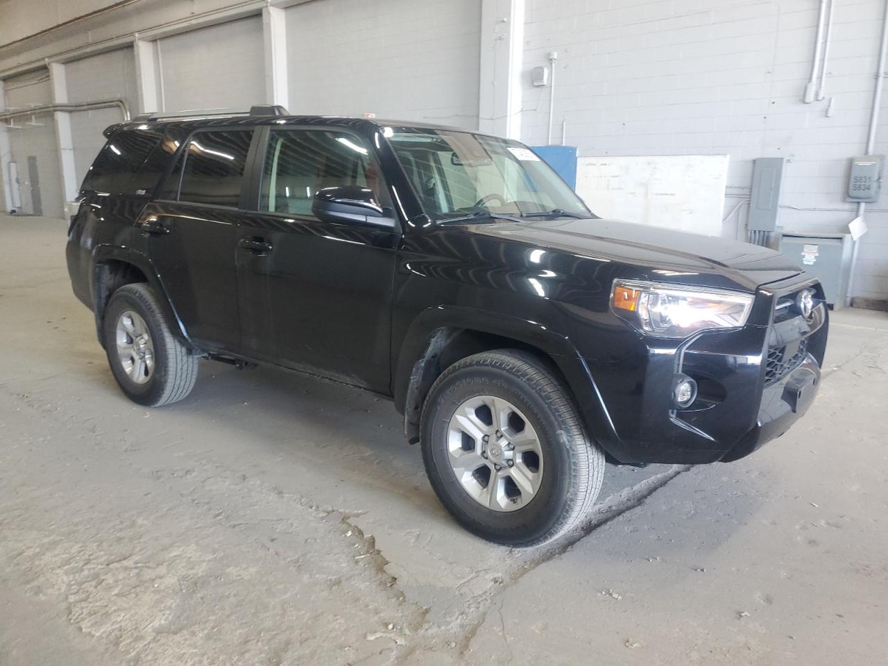 TOYOTA 4RUNNER SR5/SR5 PREMIUM