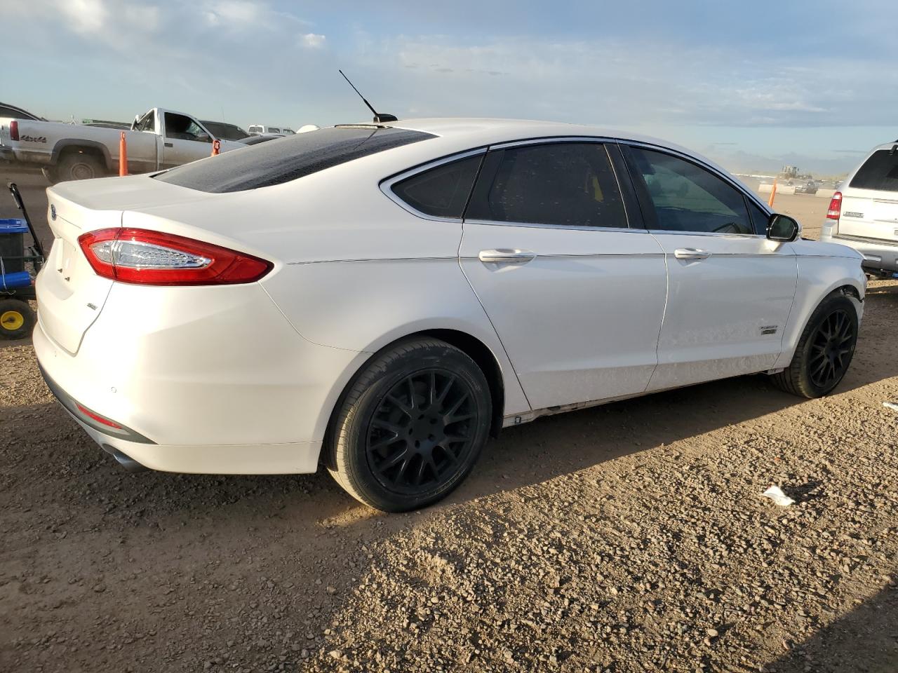 FORD FUSION SE PHEV