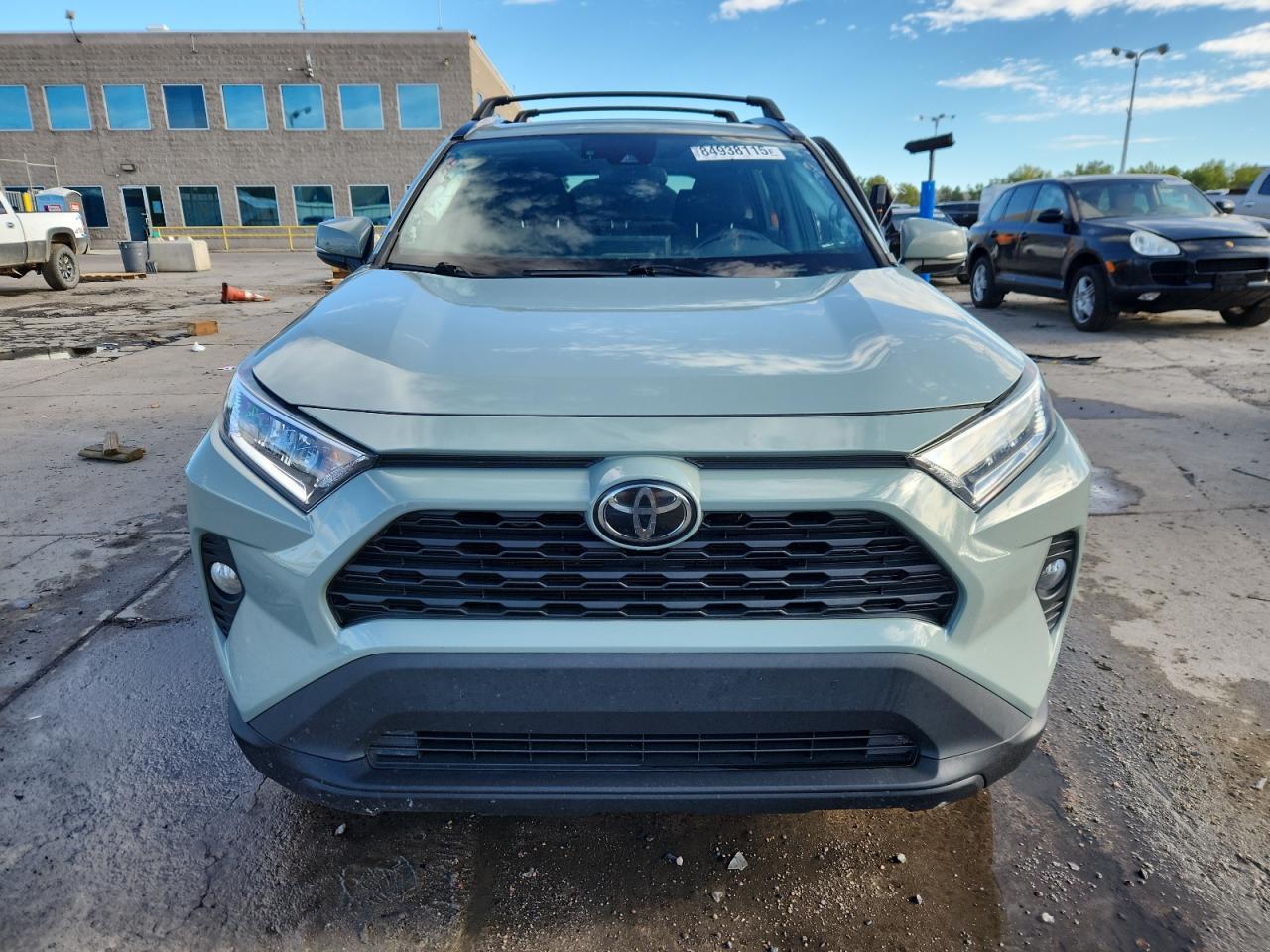 TOYOTA RAV4 XLE