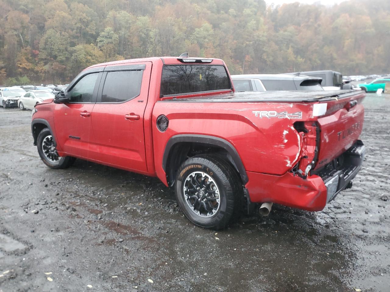TOYOTA TUNDRA CREWMAX SR