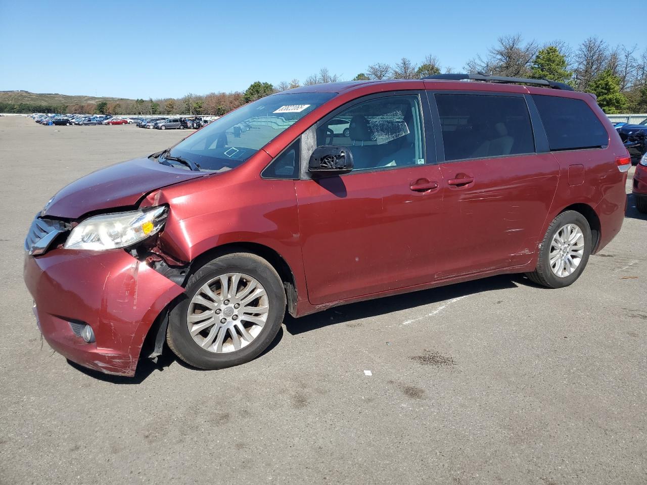 TOYOTA SIENNA XLE