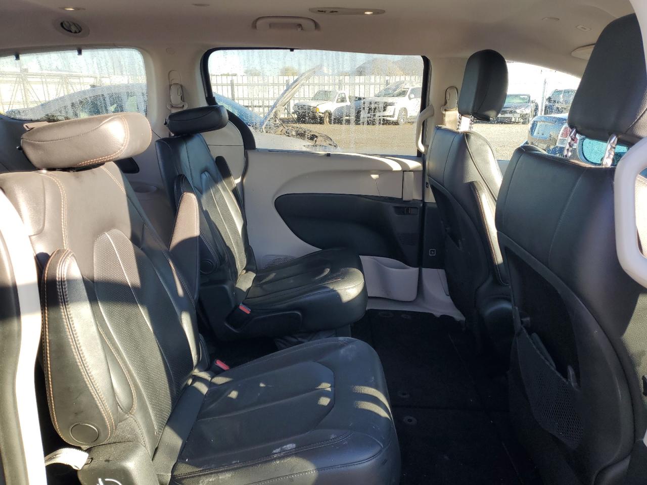 CHRYSLER PACIFICA TOURING L