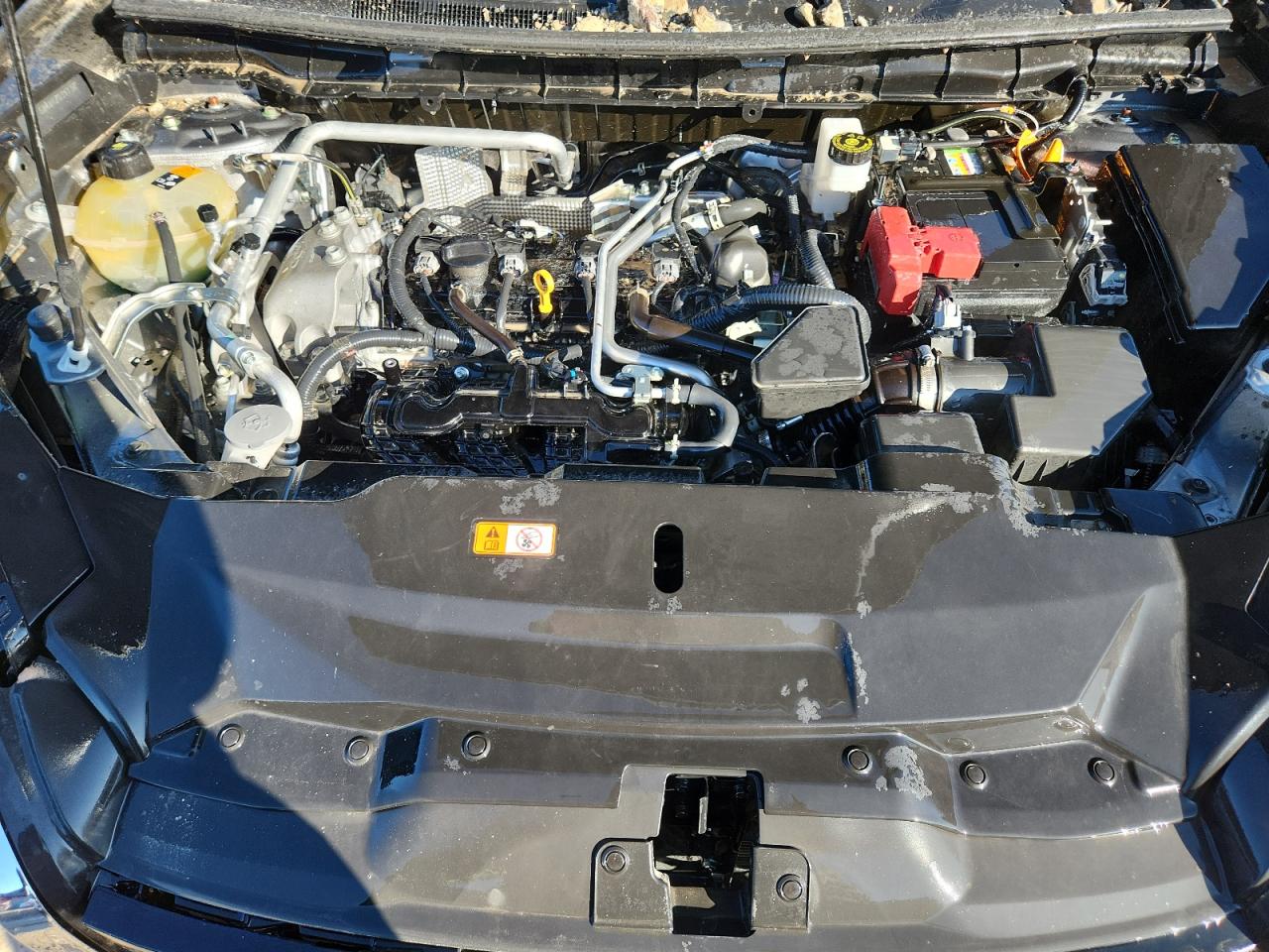 MITSUBISHI OUTLANDER SE