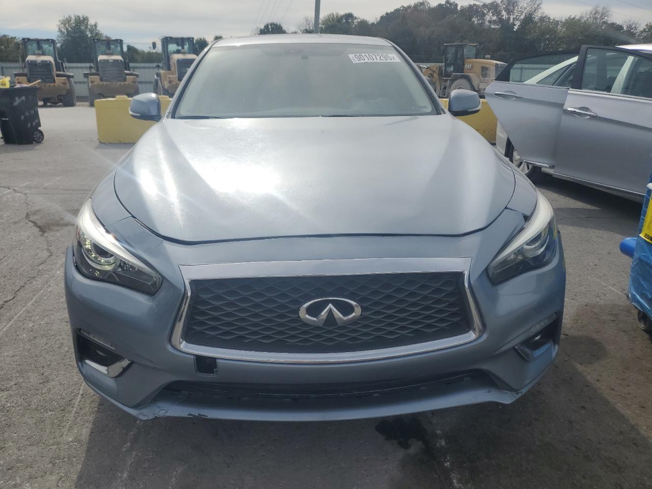INFINITI Q50 LUXE
