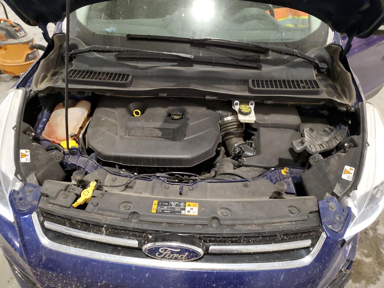 FORD ESCAPE TITANIUM