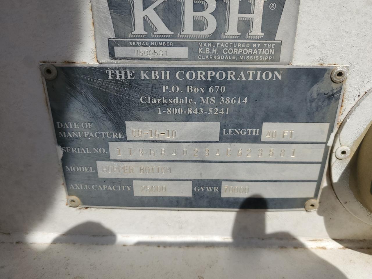 Lot #3301709361 2010 KBH HOPPER