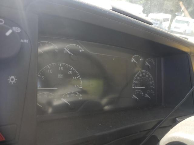 2021 VOLVO VNR #3275436710