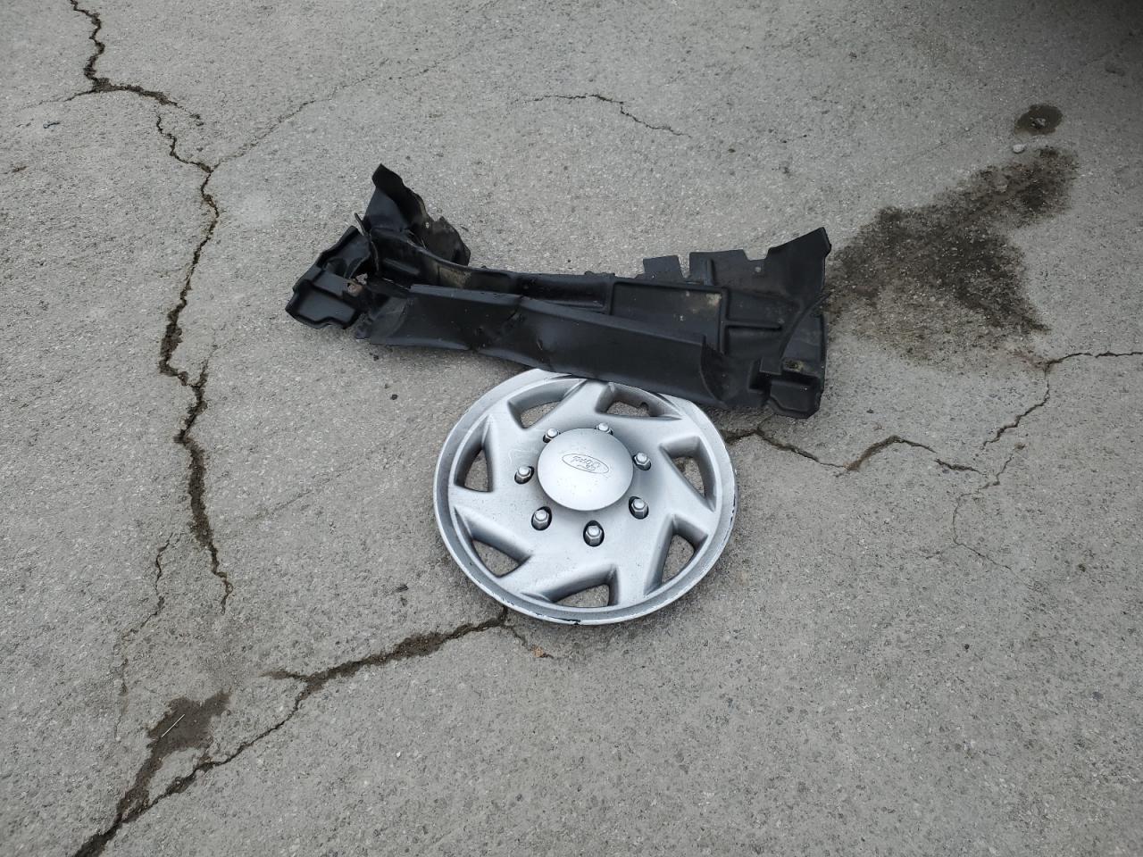 FORD ECONOLINE E150 VAN