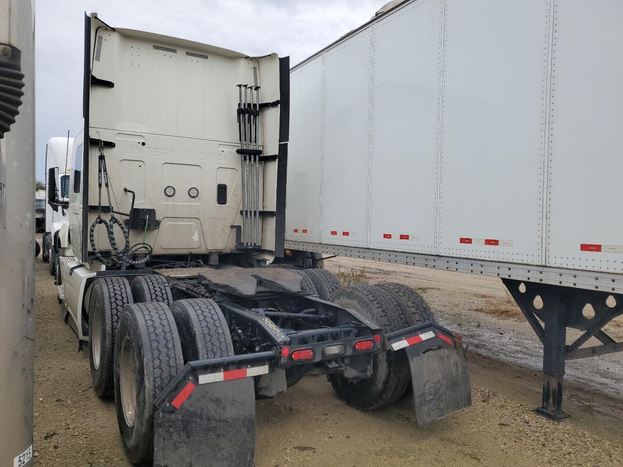 Lot #3290399760 2024 INTERNATIONAL LT625