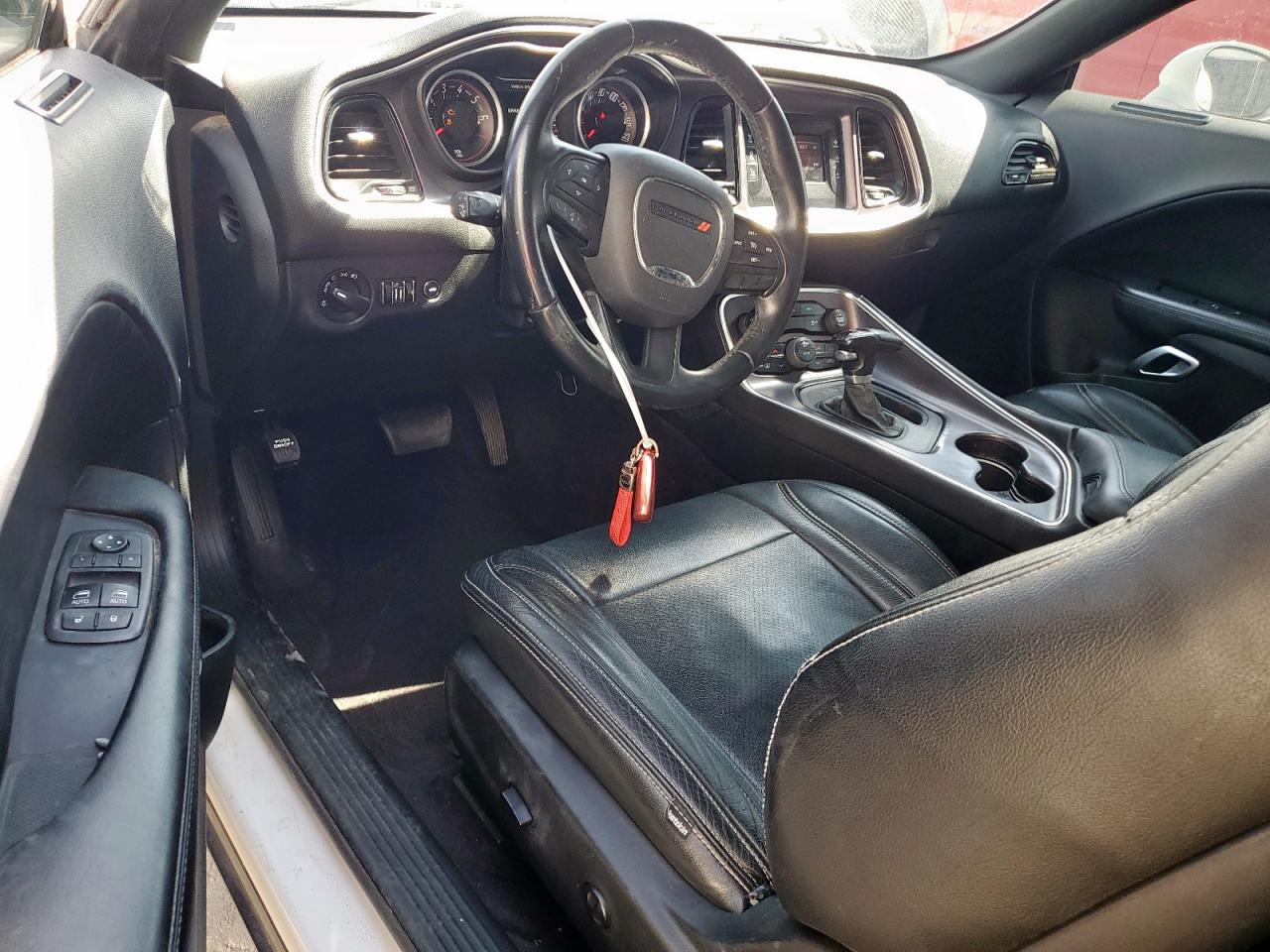 DODGE CHALLENGER SXT