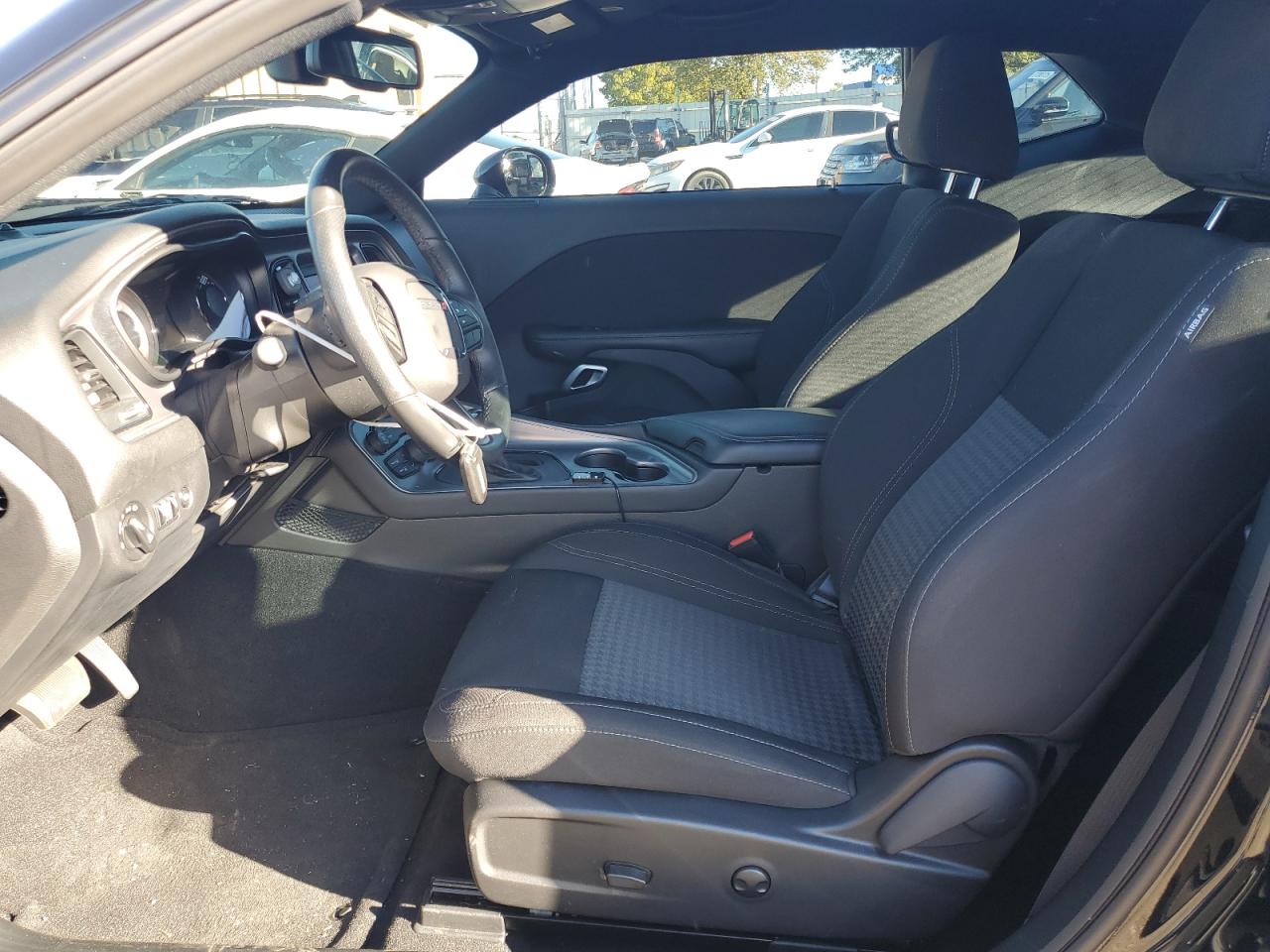 DODGE CHALLENGER SXT